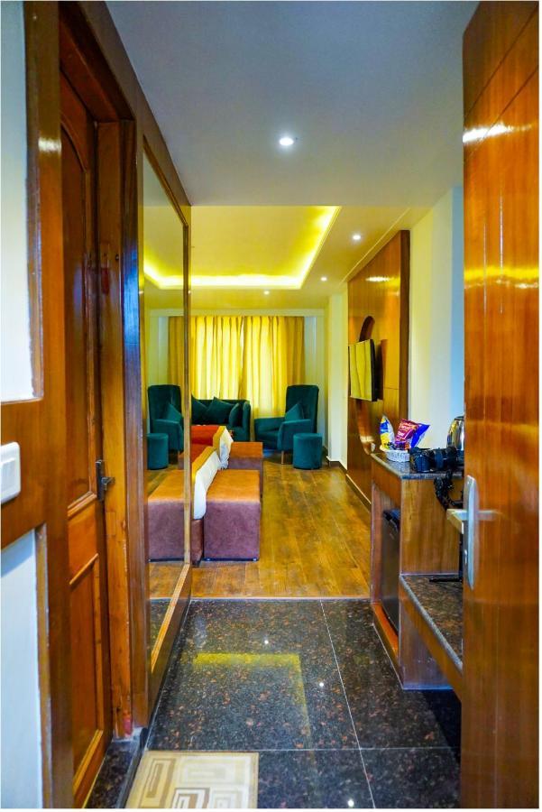 Comfort Inn Snow Park - Manali Εξωτερικό φωτογραφία